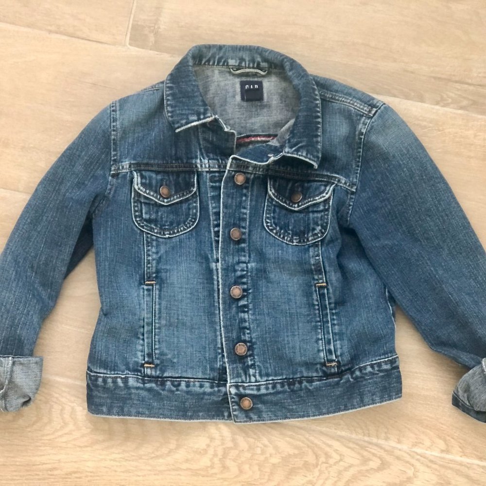 Cropped Jean Jacket - Picture 2 of 3